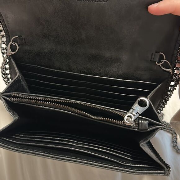 NWOT SOLD OUT Nordstrom Chelsea28 Faux Leather Wallet on a Chain in Black - Picture 12 of 15